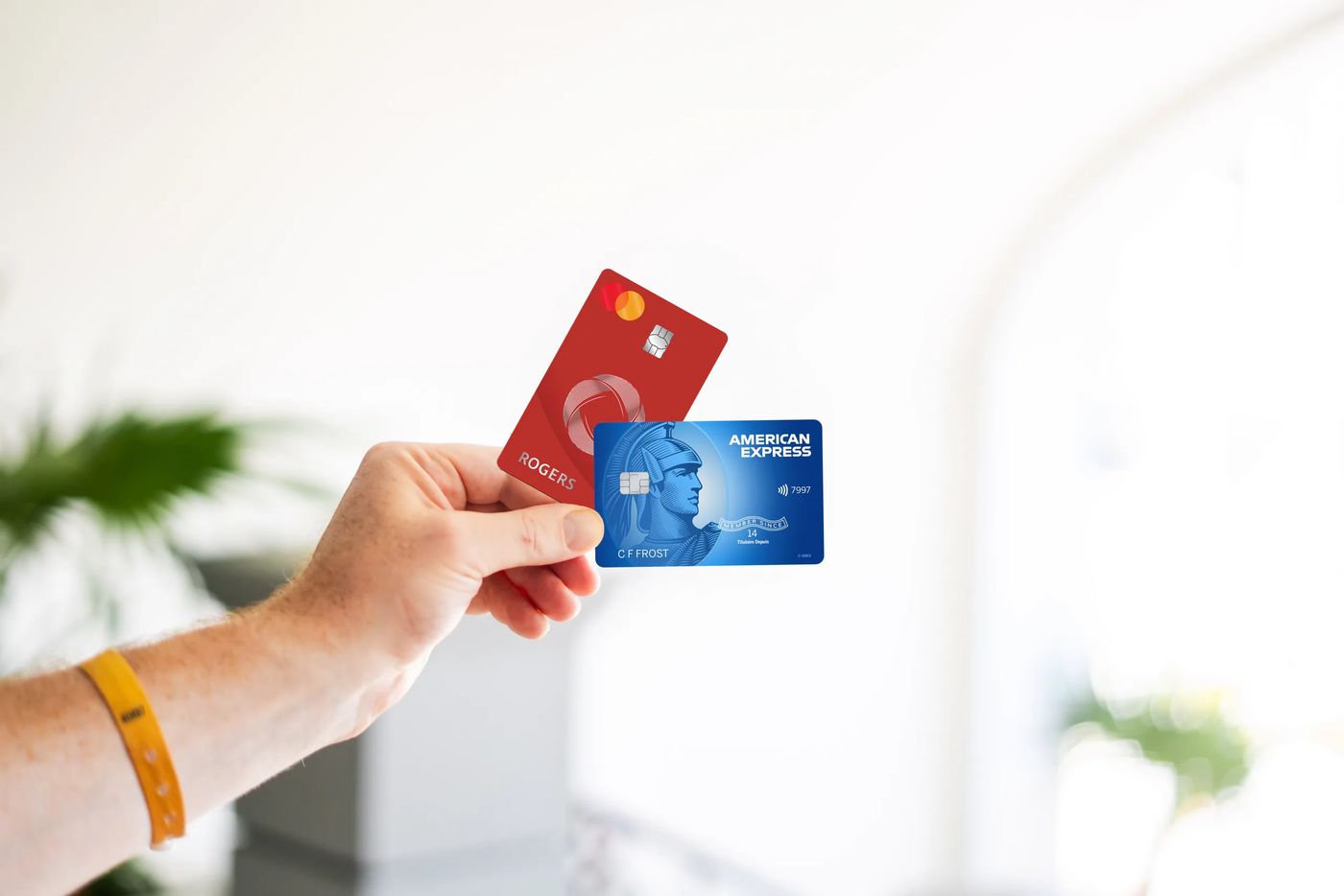 Head-to-Head: Rogers Mastercard vs. SimplyCash Card from American Express |  Prince of Travel
