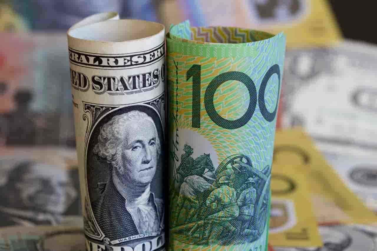 Currency: What's Happening With the US & Australian Dollar?