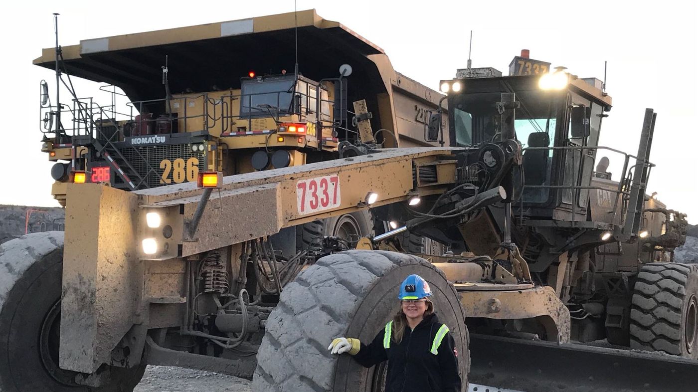 A Day in the Life of an Oil Sands Equipment Operator, Canada Action