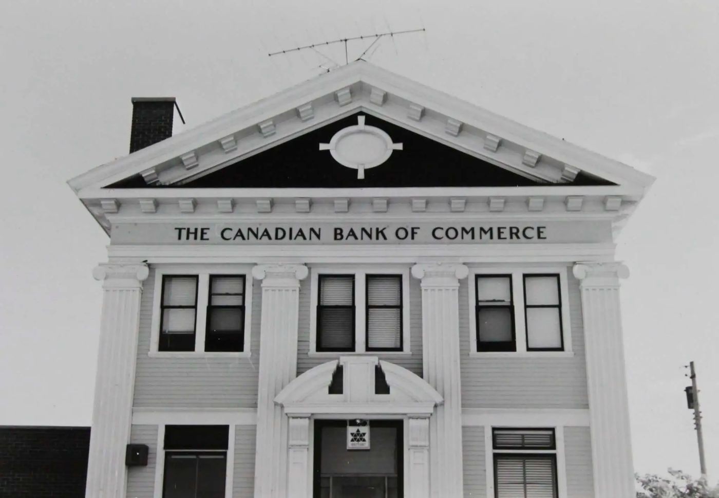 Bank's buildings were Prairie pioneers, Winnipeg Free Press