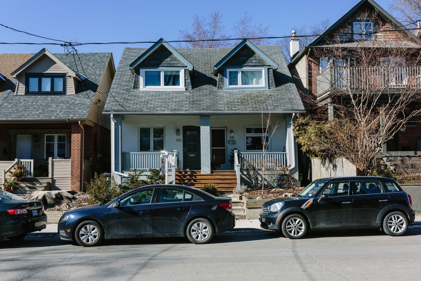 Canada Existing Home Sales Up 5.2% in February, WSJ