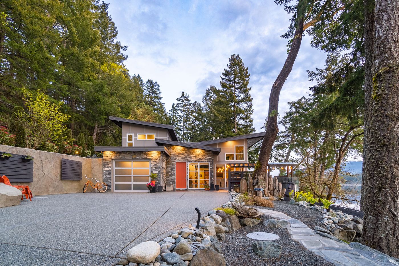 Vancouver Island Waterfront Real Estate
