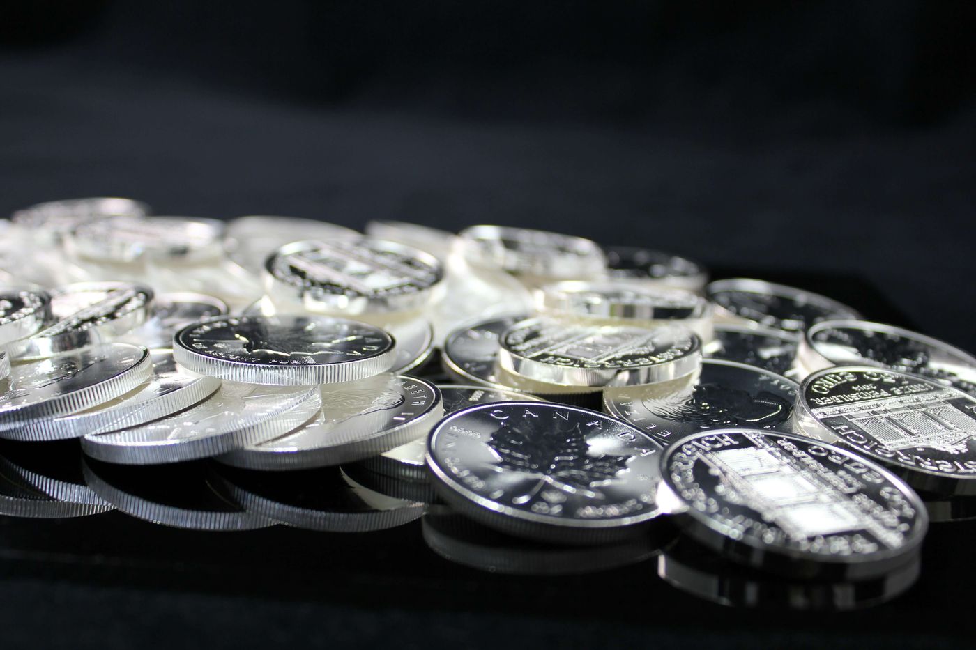 Silver in Canada: Why 2025 Is the Year to Invest