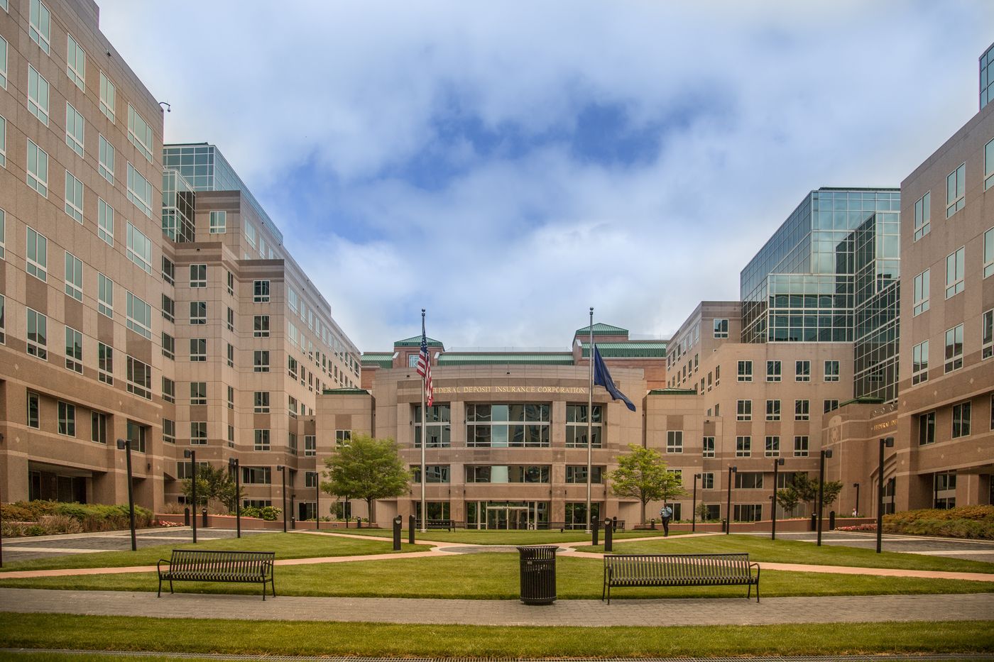 File:Federal Deposit Insurance Corporation (FDIC) (14123533587).jpg, Wikimedia Commons