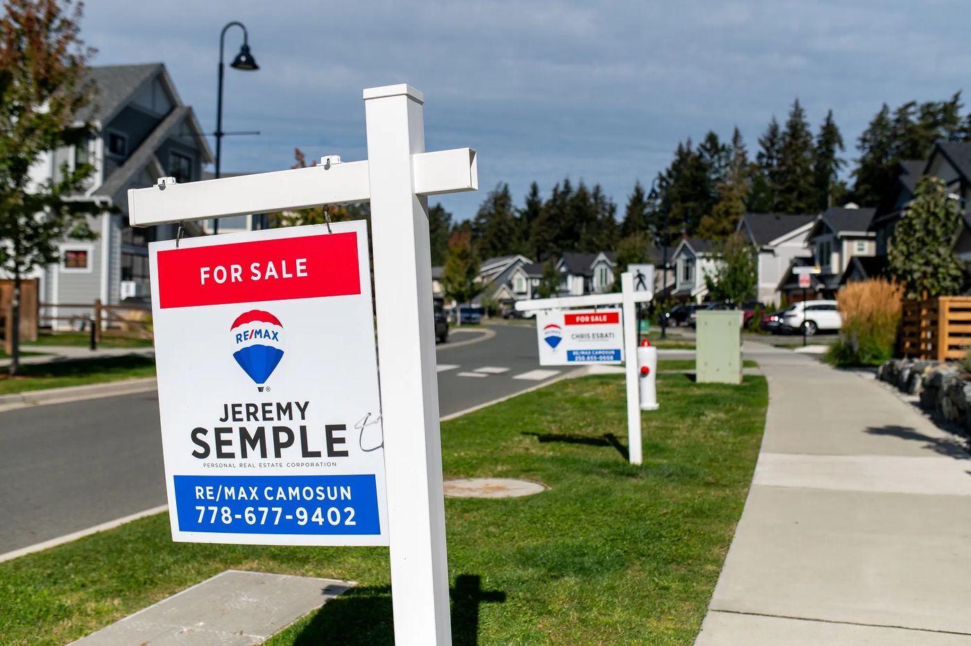 Canada Home Sales Hit 'Bump in Road' After Five Months of Growth, Bloomberg