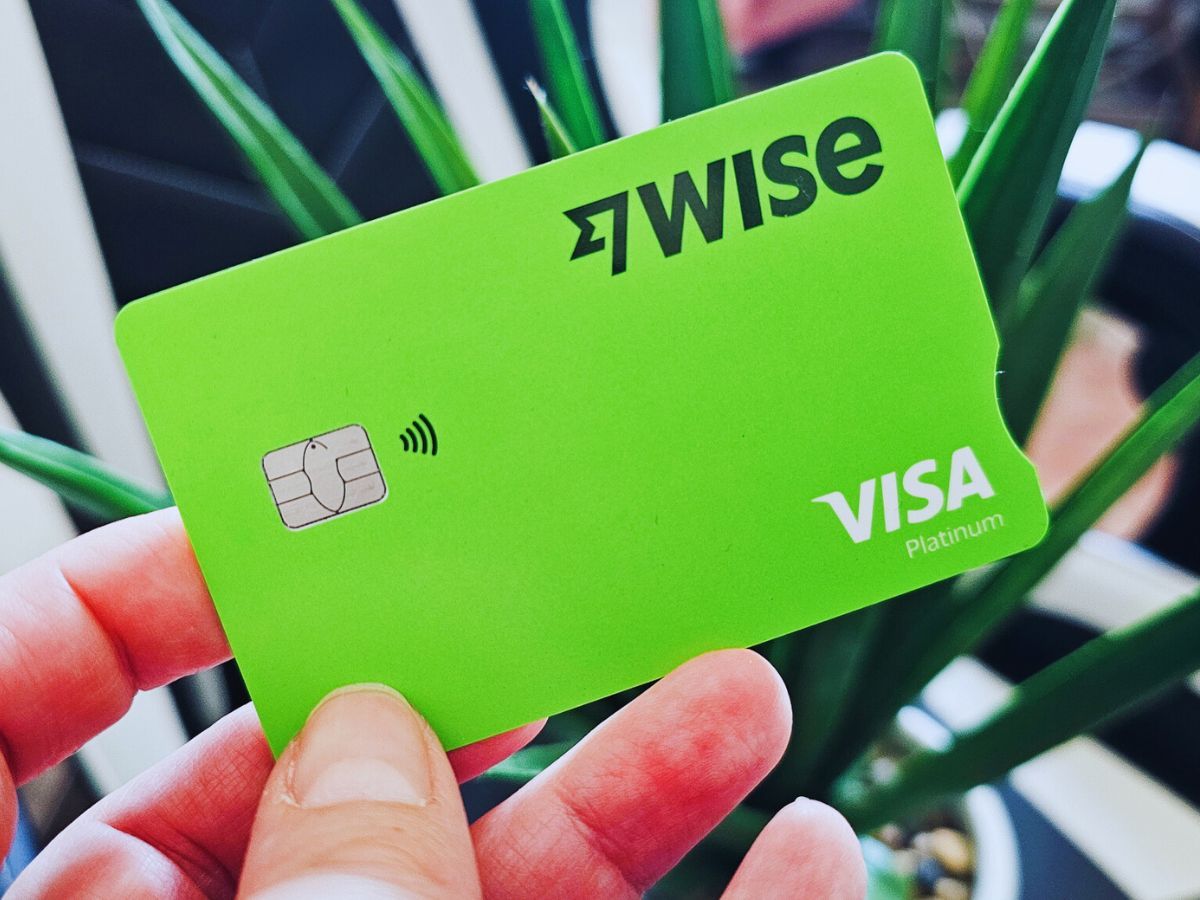 Best Travel Debit Card for Canadians | No Foreign Fees