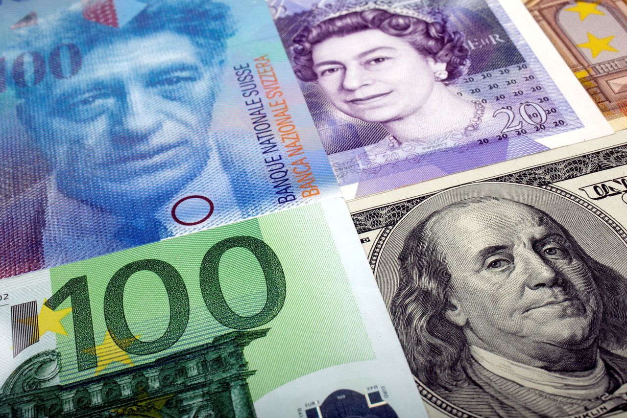U.S. dollar rises; yen, Swiss franc skid as Omicron worries ebb | Nippon.com