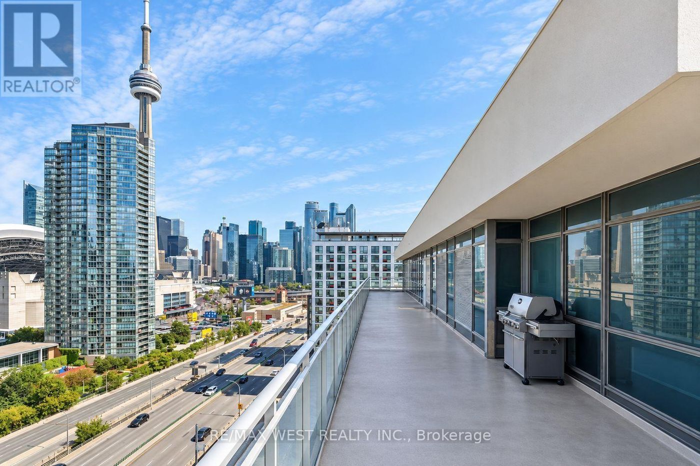 For sale: 1104 - 410 QUEENS QUAY W, Toronto (Waterfront Communities), Ontario M5V3T1 - C13712560 | REALTOR.ca