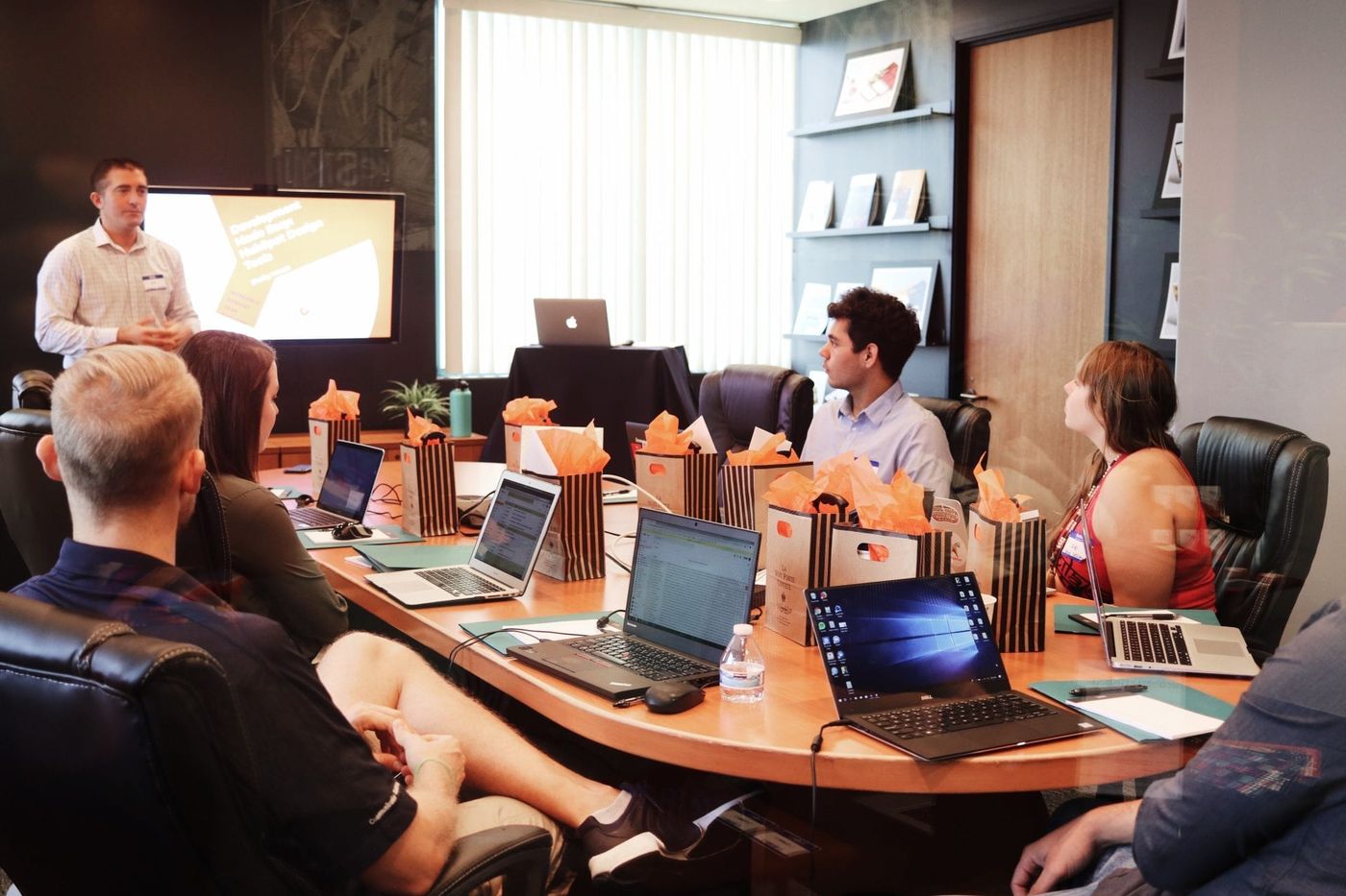 5 Great Tips on Giving a Business Pitch to Investors From Startup ...