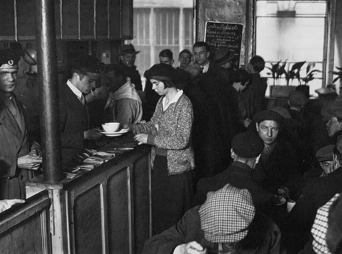 Soupe populaire de la faluche en 1932.