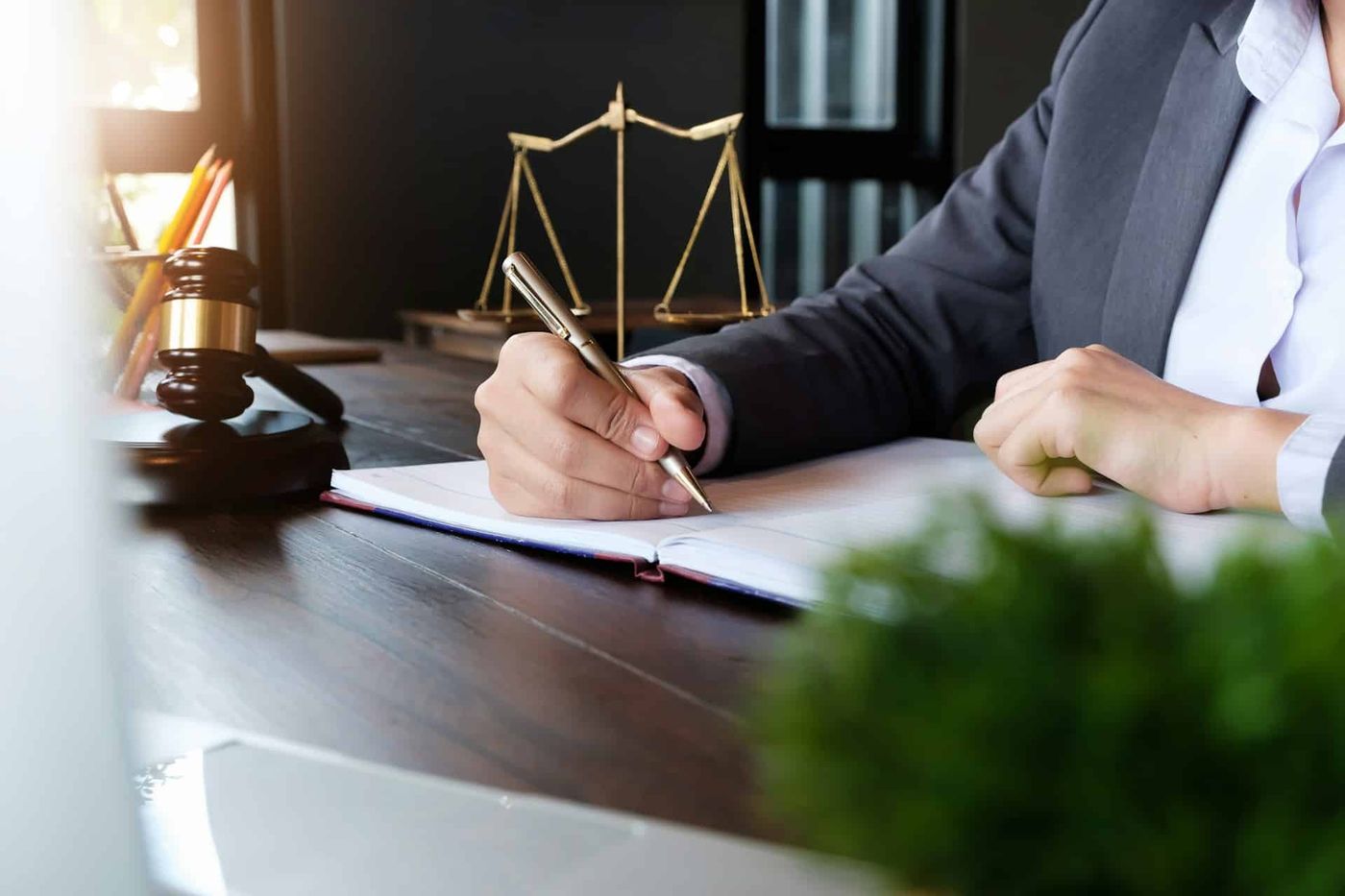 How To Compare Legal Expense Insurance Plans In Canada