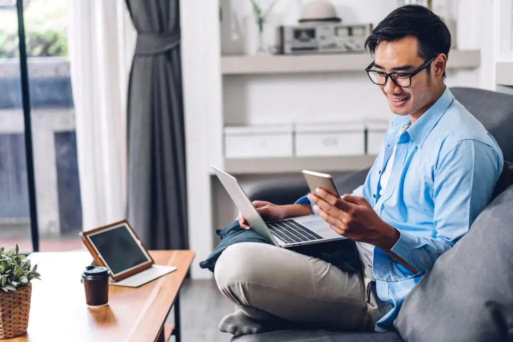 4 Ways to Save on Car Insurance in British Columbia