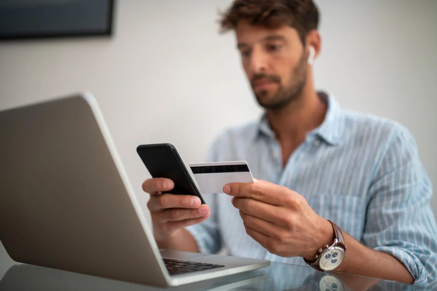 Can Someone Else Pay My Credit Card Bill? - Experian