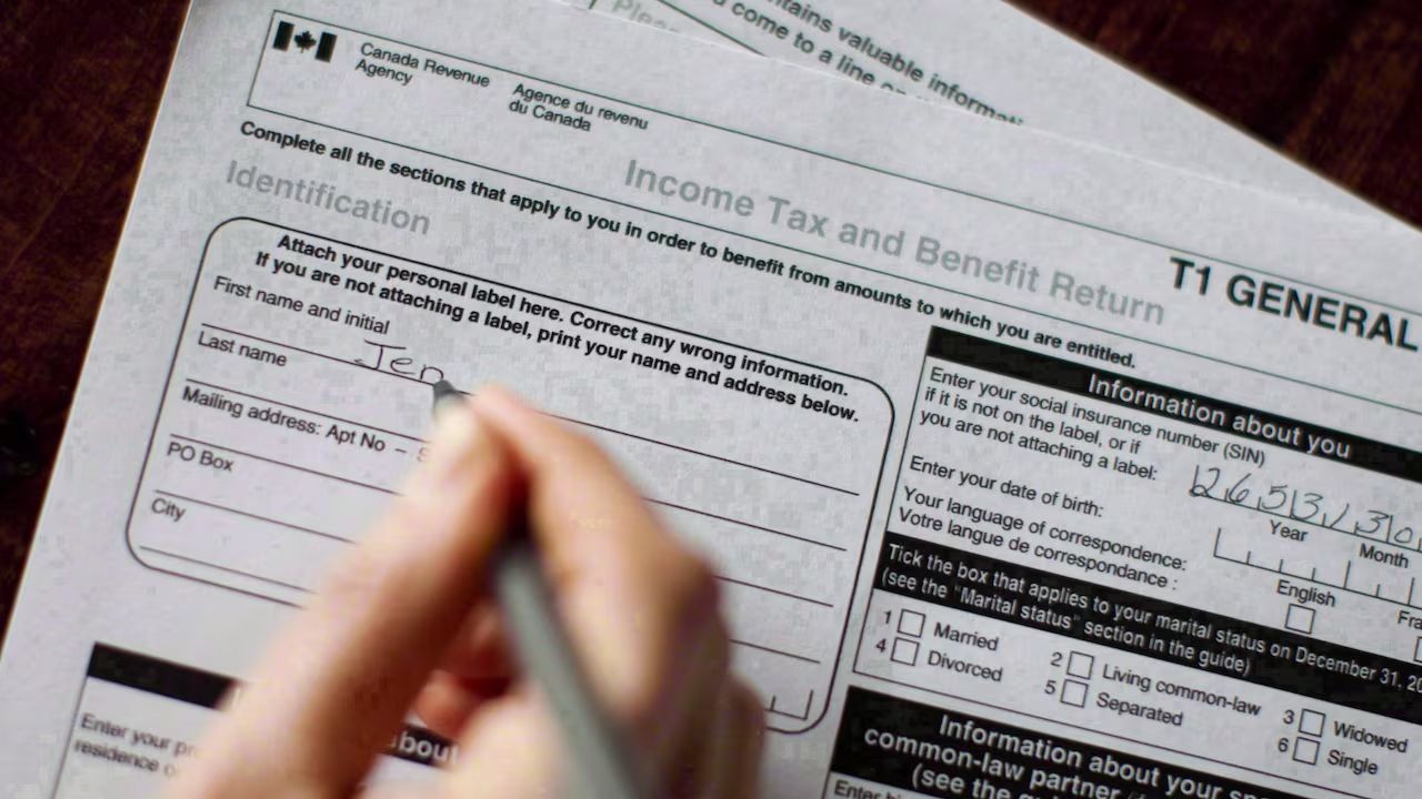 Tax deadline: 3 tips to make your life easier | CBC News
