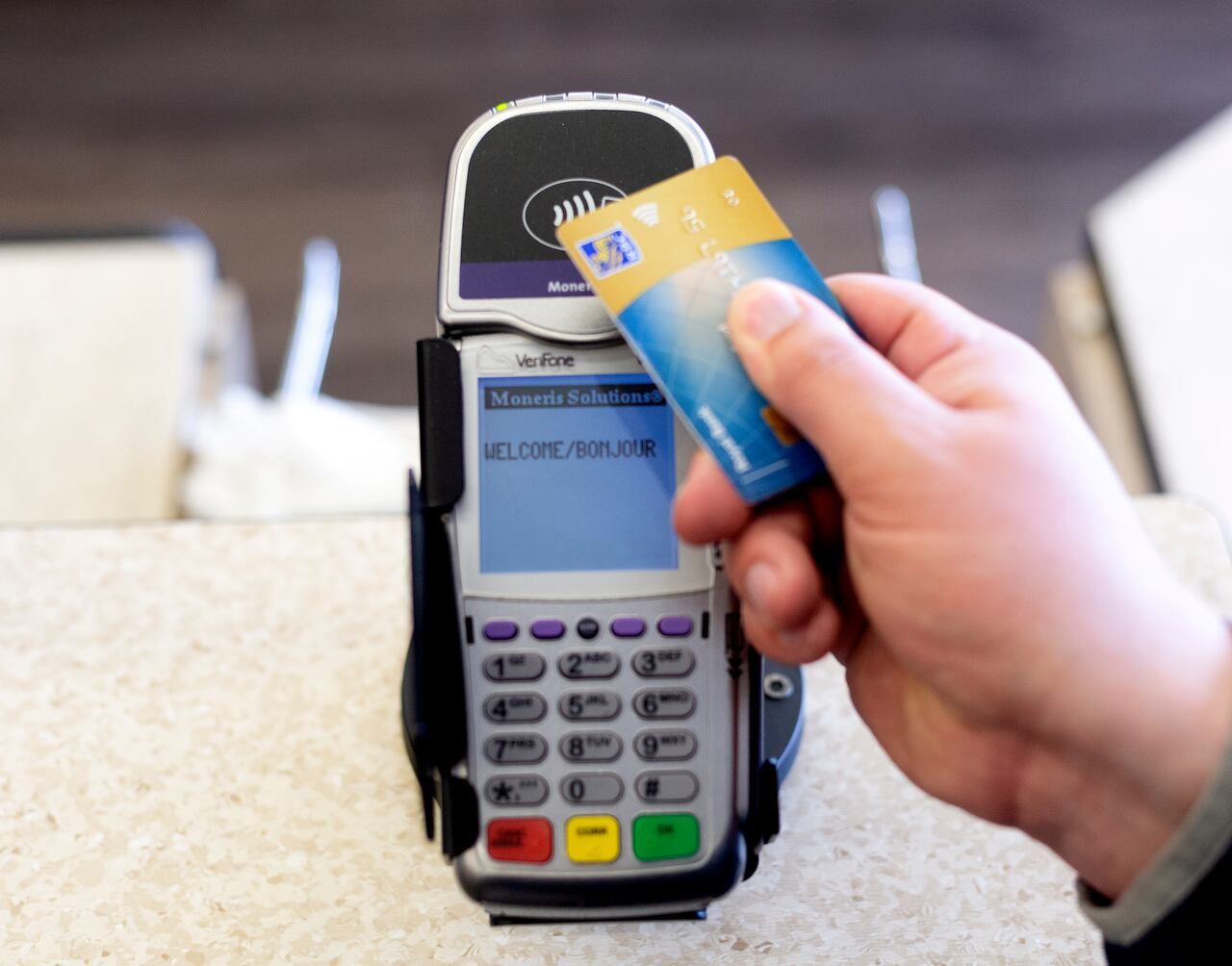 You can now tap your Interac debit card to pay for transit in Metro Vancouver | CBC News