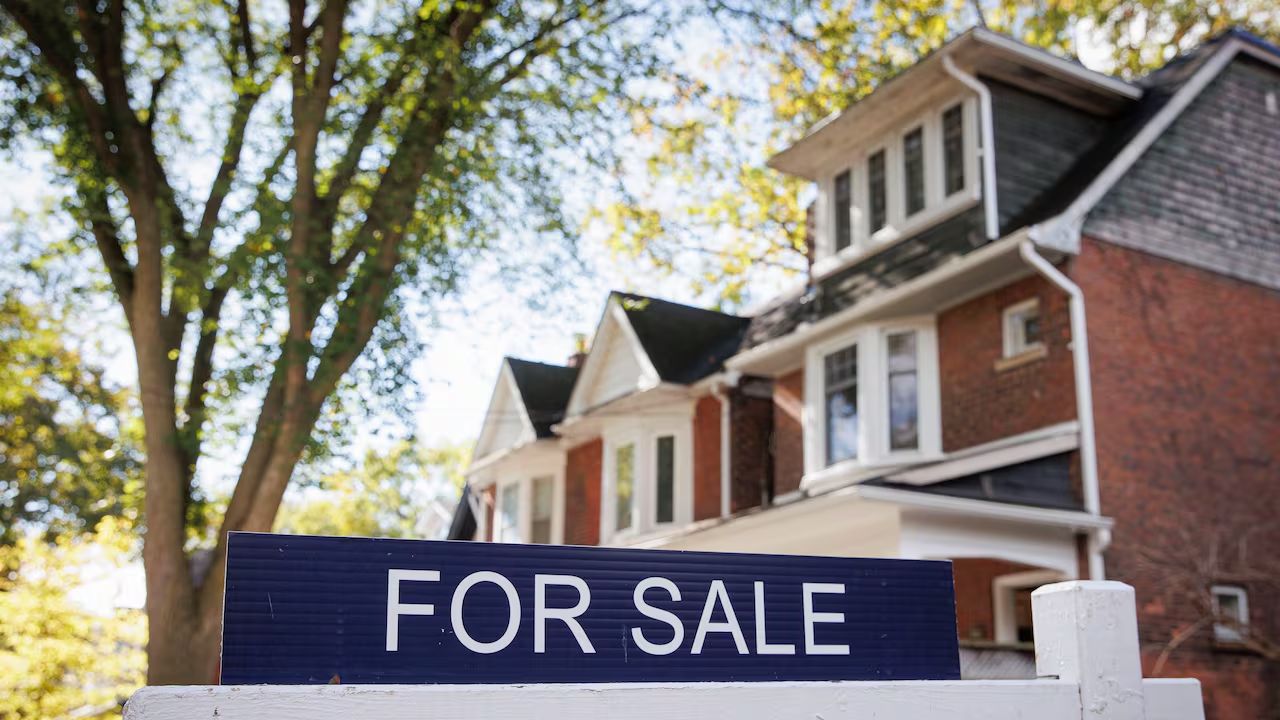The dirty secret of the housing crisis? Homeowners like high prices | CBC  News