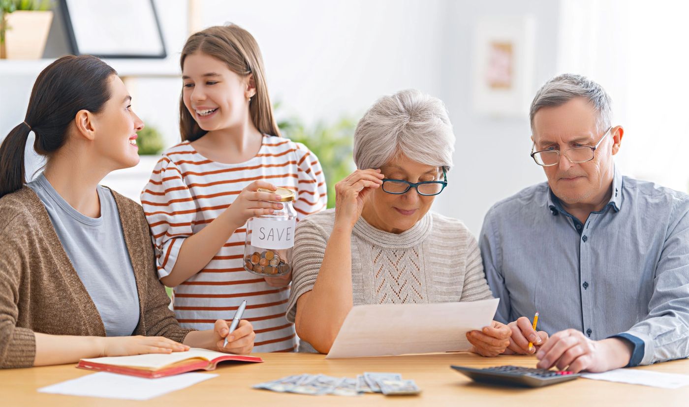 Discussing financial wellbeing with elderly parents | TakingCare