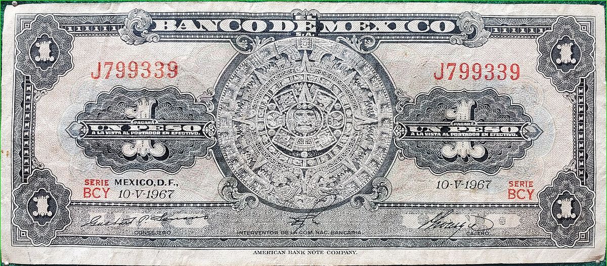 The AA series obverse of the 1 MX peso bill