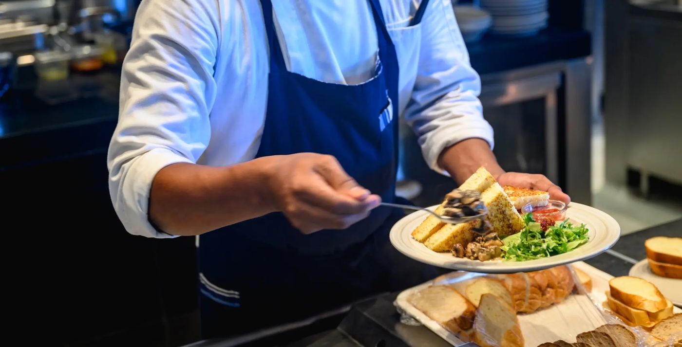 We need workers now,' Restaurants Canada urges provinces to boost Temporary  Foreign Worker cap in rural areas | NOW Toronto