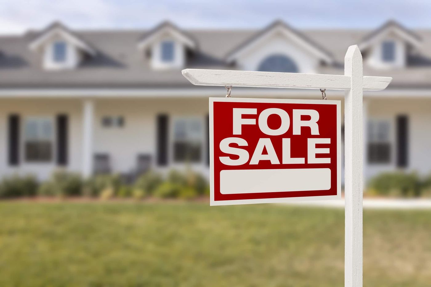 Navigating Real Estate Transactions in Ontario: A Guide for Non-Residents, Mann Lawyers