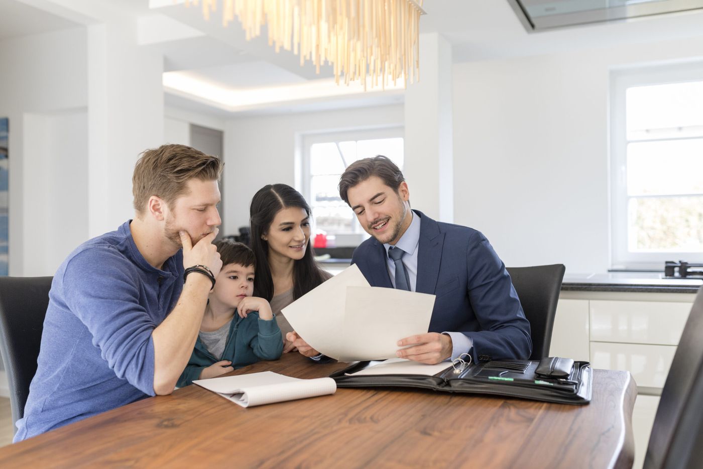 Valeur nette : définition, calcul et points de référence canadiens