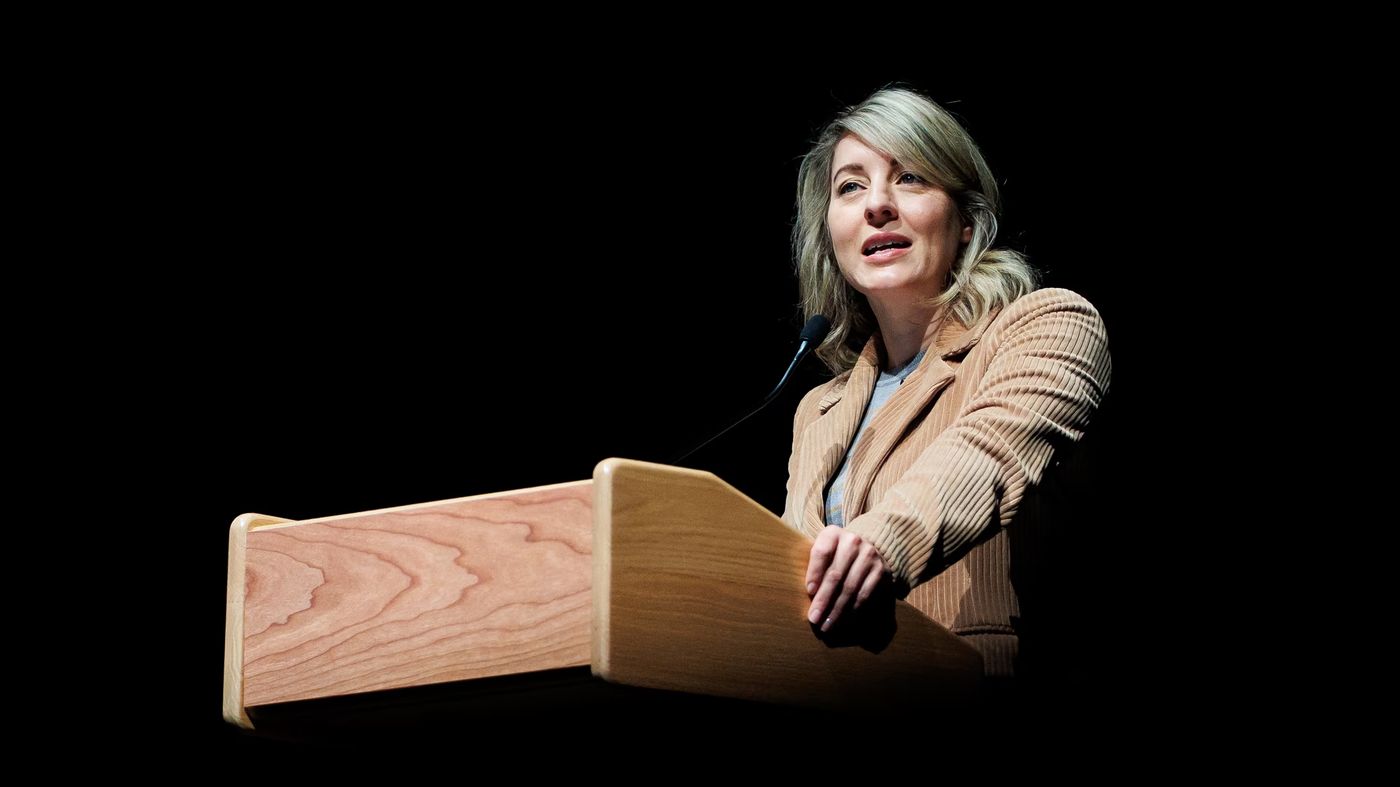 Stelco news: Melanie Joly gives 2-week warning