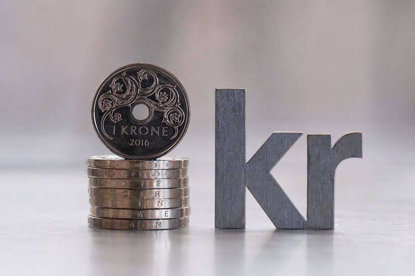 What Does The Norwegian Krone Symbol Look Like? A Guide For The UAE |  Remitly