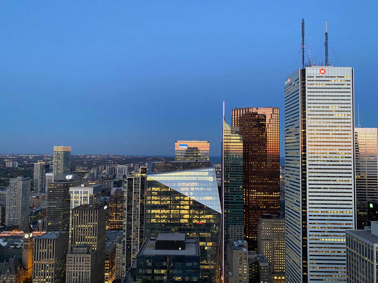 Financial District, Toronto Luxury Condos & Penthouses