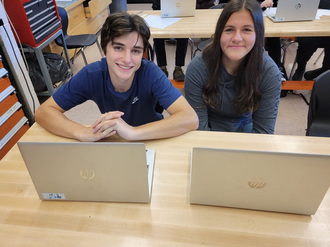 One-to-One Laptop Program Expands to Full Scope in Secondary Schools, Lakehead District School Board Lakehead District School Board