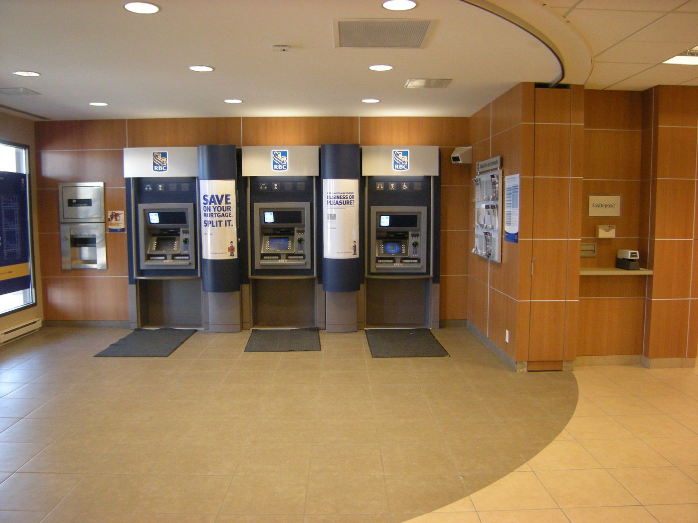 RBC South Keys, Robert ConstructionRobert Construction