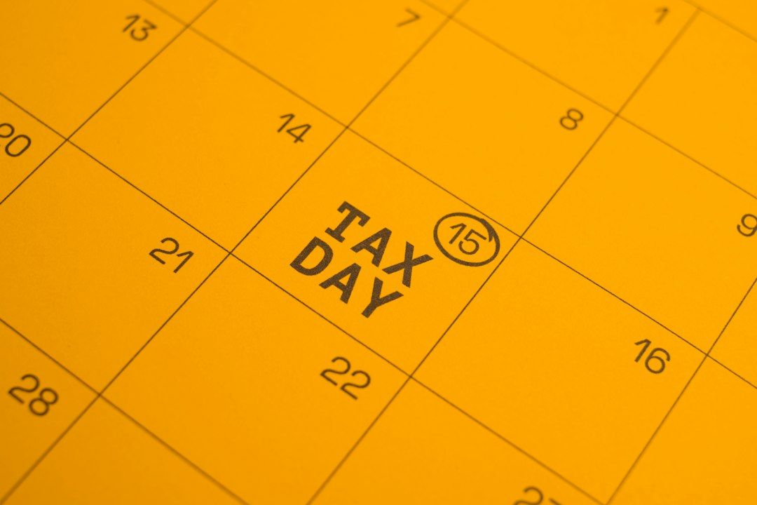 RRSP Deadline 2026: You Have 28 Days Left to Cut Your 2025 Tax Bill, TaxSplit