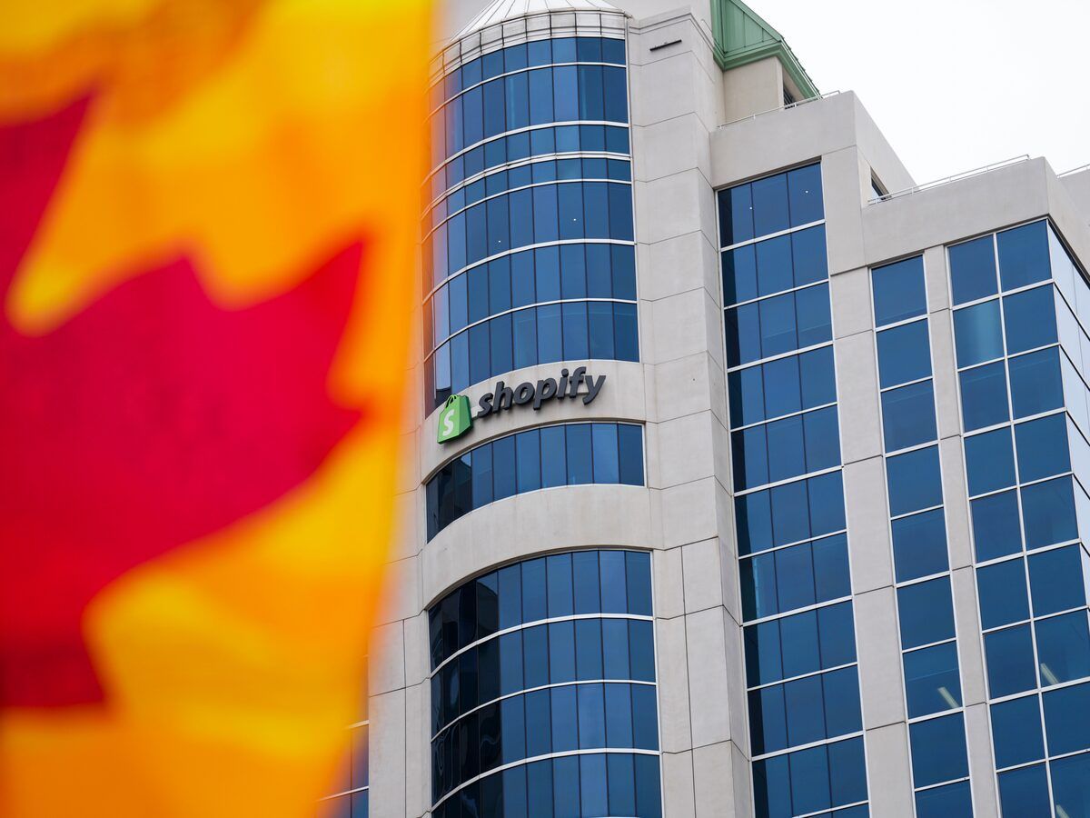 Shopify scraps big Toronto move, dealing blow to office market, The Globe  and Mail