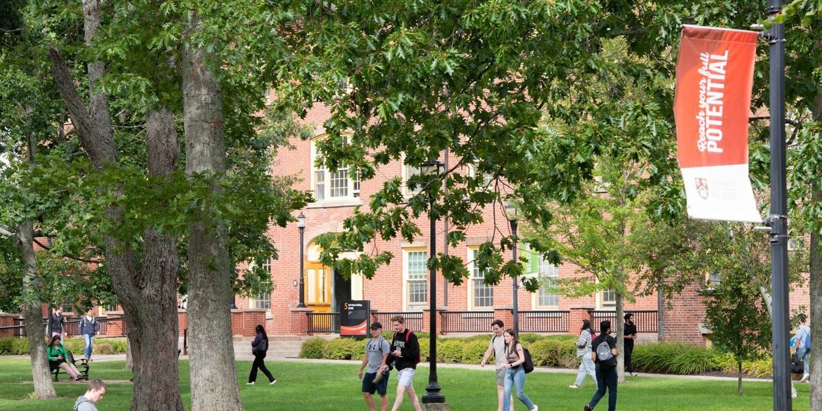 University of Prince Edward Island, Macleans.ca