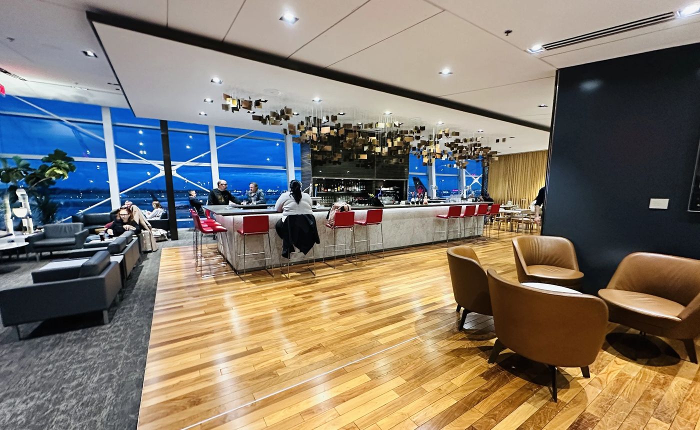 TD Aeroplan Visa Infinite Privilege Lounge Access in Canada