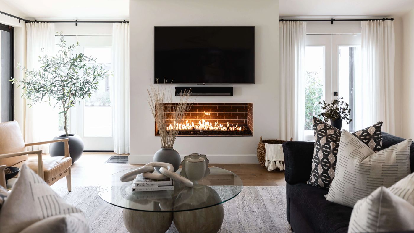 51 Small Living Room Ideas for a Cozy Common Area | Architectural Digest