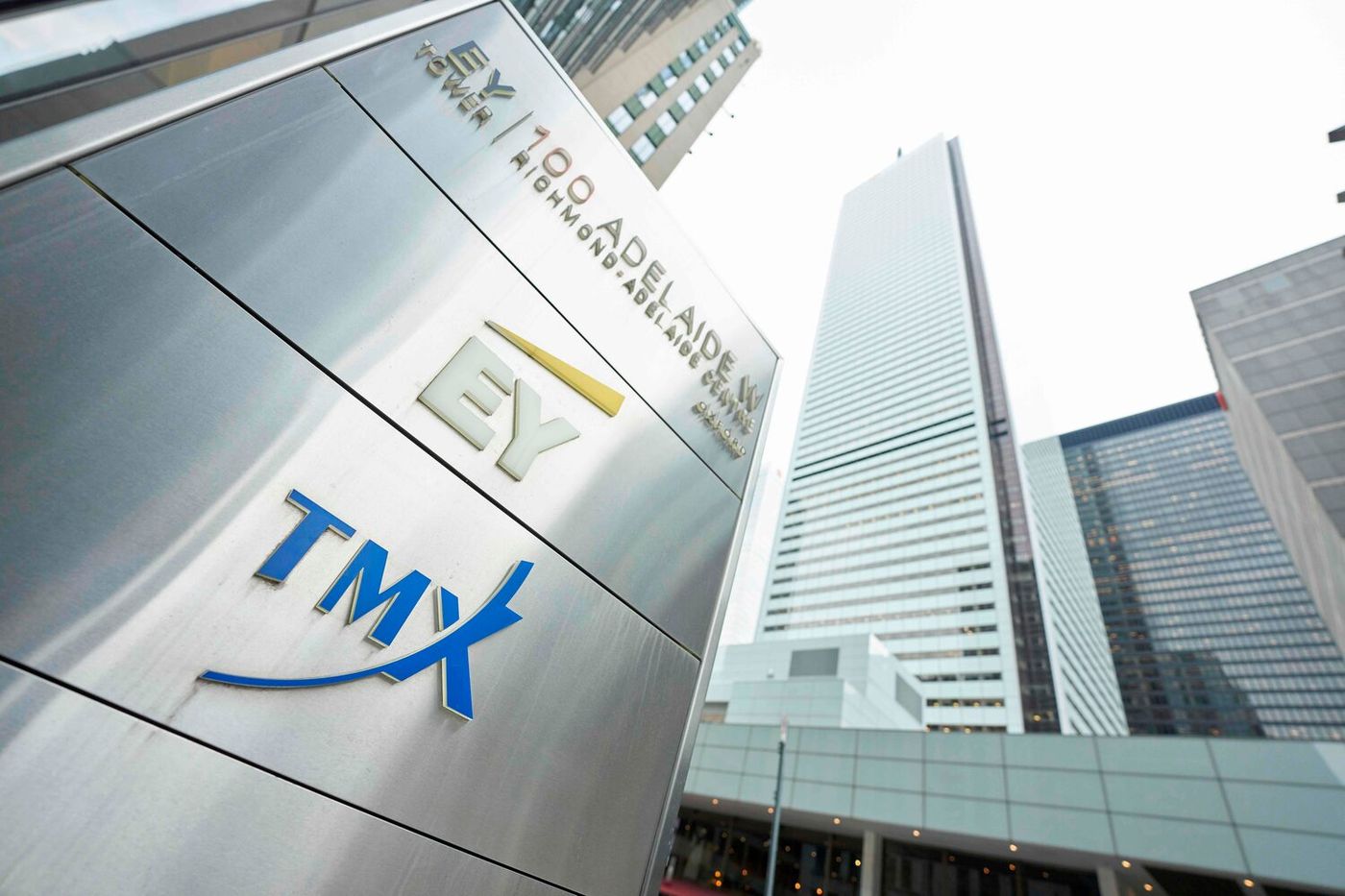 TMX launches trading venue for ESG debt, letting retail investors buy  sustainable bonds, The Globe and Mail