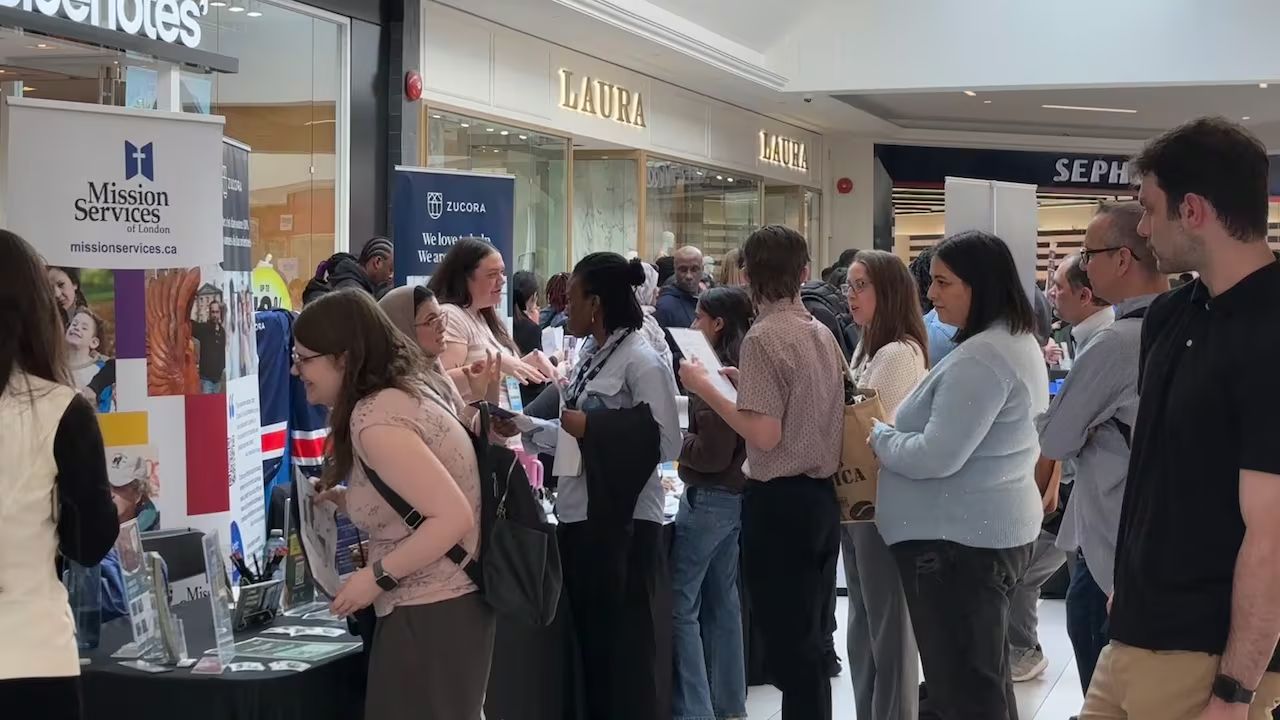 London job fair draws crowds as unemployment remains highest in Canada | CBC News