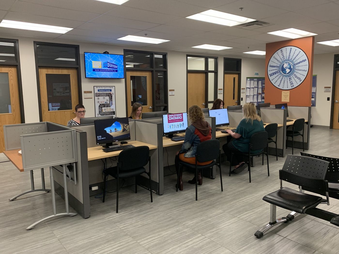 Looking for Work? | Dufferin County