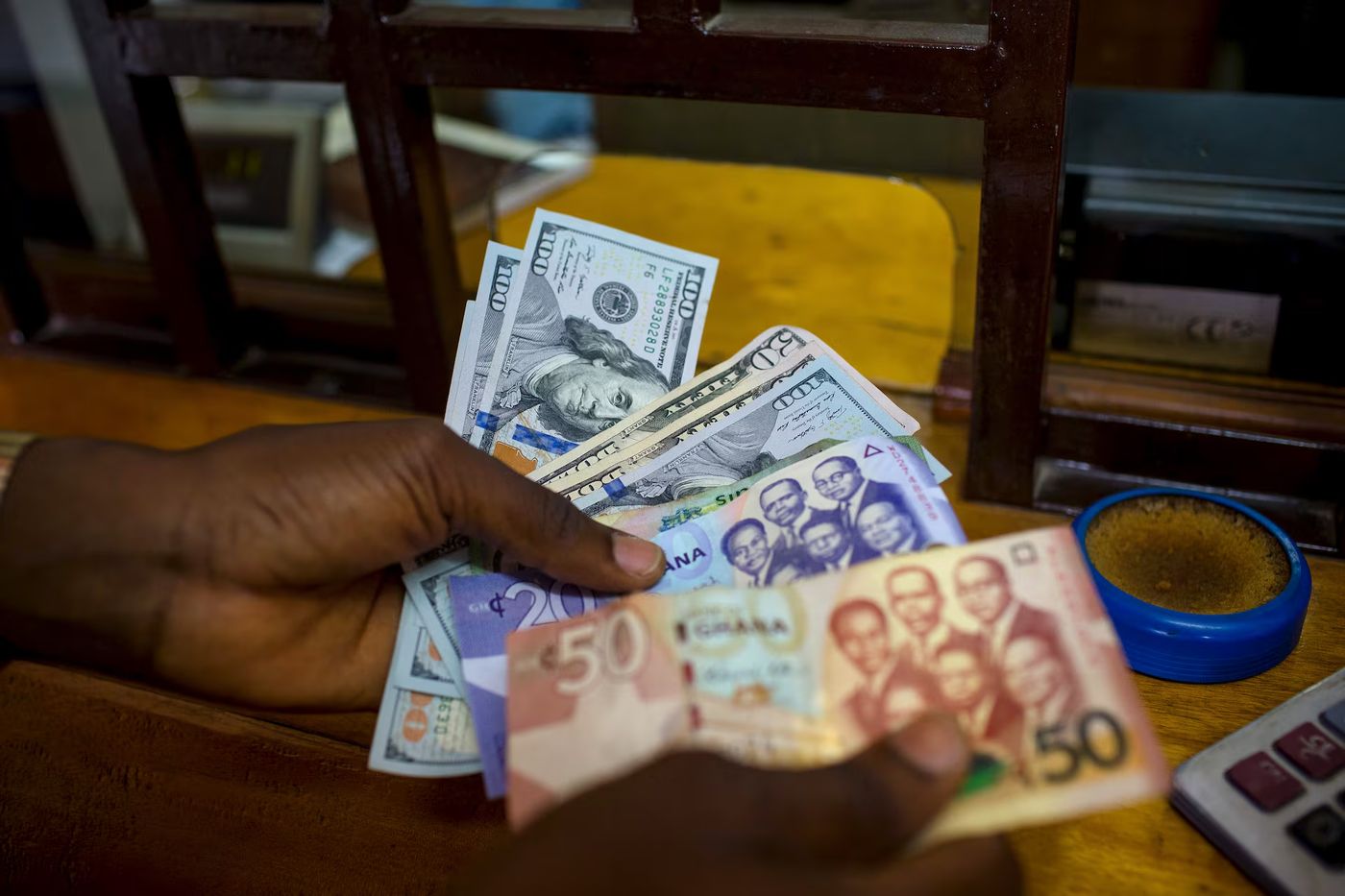 Ghana's cedi seen extending gains | Reuters
