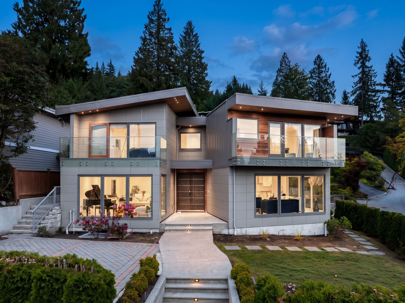 4716 Skyline Drive North Vancouver | Maz Majidi